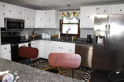 3 Roger St, Bellingham, MA 02019 - Photo 2