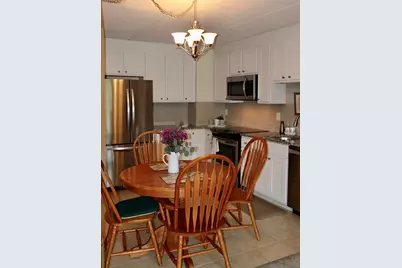 80 N Warren St #9, Woburn, MA 01801 - Photo 4
