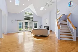 20 Raymond Cir, Westfield, MA 01085 - Photo 4