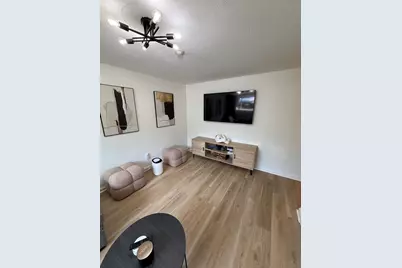20 Coolidge Hill Road #2, Watertown, MA 02472 - Photo 2