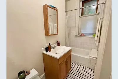 30 Beacon St #1, Somerville, MA 02143 - Photo 4