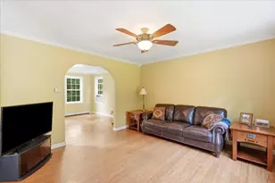 8 Rebecca Rd, Freetown, MA 02702 - Photo 10