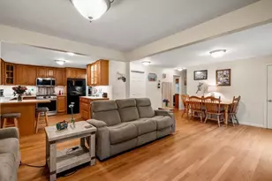 10 Hawthorne St, Kingston, MA 02364 - Photo 4