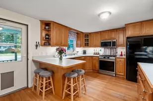 10 Hawthorne St, Kingston, MA 02364 - Photo 6