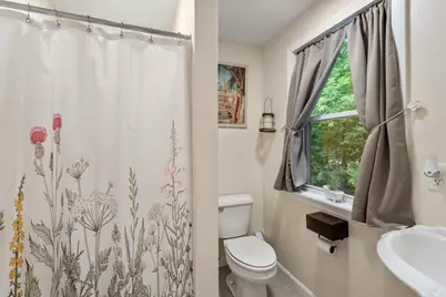10 Hawthorne St, Kingston, MA 02364 - Photo 22