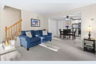 284 Chestnut St #B, North Attleboro, MA 02760 - Photo 10