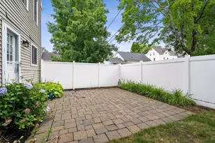 284 Chestnut St, North Attleboro, MA 02760 - Photo 6