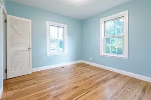 22 Lakeside Ave, Webster, MA 01570 - Photo 12