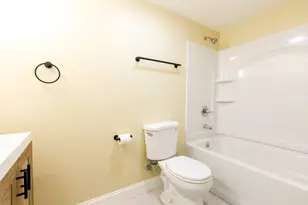 22 Lakeside Ave, Webster, MA 01570 - Photo 14