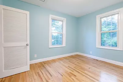 22 Lakeside Ave, Webster, MA 01570 - Photo 10