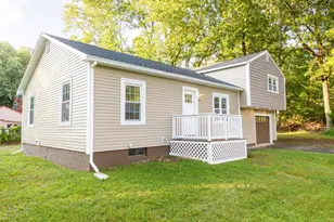22 Lakeside Ave, Webster, MA 01570 - Photo 2