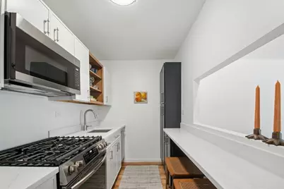 6 Whittier Pl #3L, Boston, MA 02114 - Photo 6