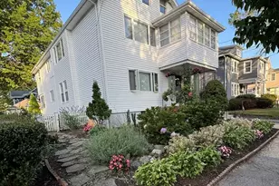 16-18 Alfred Rd, Arlington, MA 02474 - Photo 2