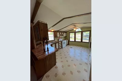 224 Park Circle, Sturbridge, MA 01566 - Photo 2