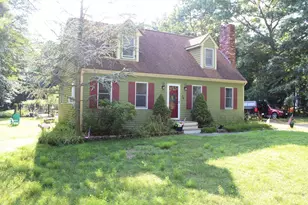 56 Macomber St, Berkley, MA 02779 - Photo 1
