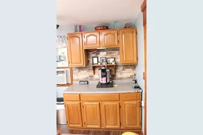 56 Macomber St, Berkley, MA 02779 - Photo 8