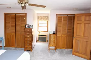 56 Macomber St, Berkley, MA 02779 - Photo 10