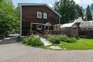 14 Main St, Shelburne, MA 01370 - Photo 2