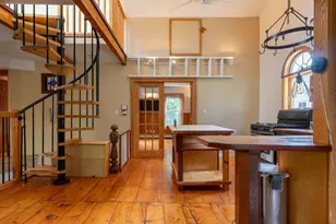 14 Main St, Shelburne, MA 01370 - Photo 18