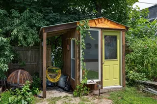 14 Main St, Shelburne, MA 01370 - Photo 4