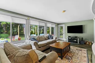 83 Braemoor Rd, Brockton, MA 02301 - Photo 10
