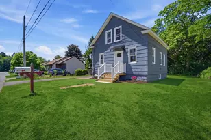 4 Wilson St, Wilbraham, MA 01095 - Photo 2