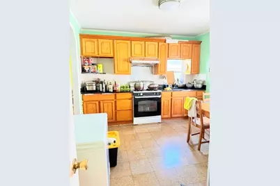 40 Woodbine St, Quincy, MA 02170 - Photo 12