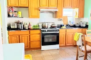 40 Woodbine St, Quincy, MA 02170 - Photo 12