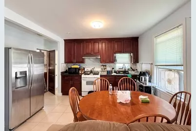40 Woodbine St, Quincy, MA 02170 - Photo 2