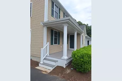 11 Anacki Ln #11, Bridgewater, MA 02324 - Photo 2
