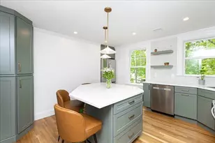247 Hale St, Beverly, MA 01915 - Photo 10