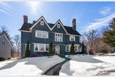 25 Kenwood Ave, Worcester, MA 01605 - Photo 2