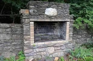 16 Parish Hill Rd, Granby, MA 01033 - Photo 26