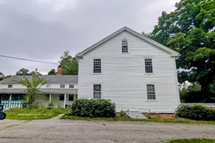 16 Parish Hill Rd, Granby, MA 01033 - Photo 4