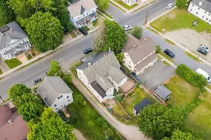 98 Lincoln St, Pittsfield, MA 01541 - Photo 8