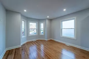72 Florence St, Worcester, MA 01603 - Photo 12