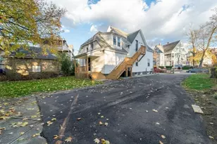 72 Florence St, Worcester, MA 01603 - Photo 6