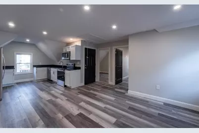 72 Florence St #2, Worcester, MA 01603 - Photo 6