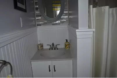 22 Roosevelt Rd #4, Quincy, MA 02169 - Photo 10
