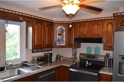 22 Roosevelt Rd #4, Quincy, MA 02169 - Photo 8