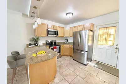 147 Everett St #2, Boston, MA 02128 - Photo 4