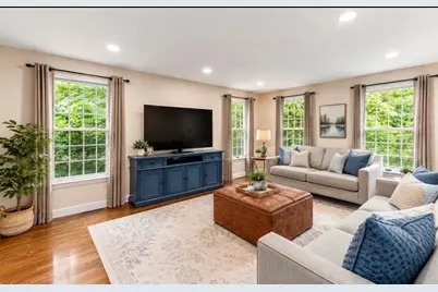 135 Lawndale Rd, Mansfield, MA 02048 - Photo 18