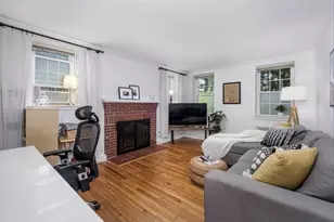 37 Commonwealth Ave, Newton, MA 02467 - Photo 8
