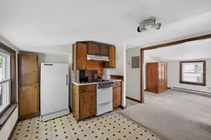 3 Lawton St, Taunton, MA 02780 - Photo 32
