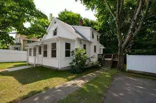 3 Lawton St, Taunton, MA 02780 - Photo 4