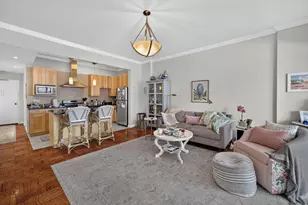 2 Hawthorne Pl, Boston, MA 02114 - Photo 1