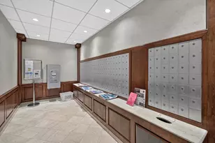 2 Hawthorne Pl, Boston, MA 02114 - Photo 14