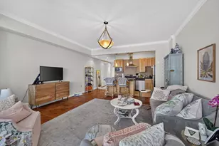 2 Hawthorne Pl, Boston, MA 02114 - Photo 2