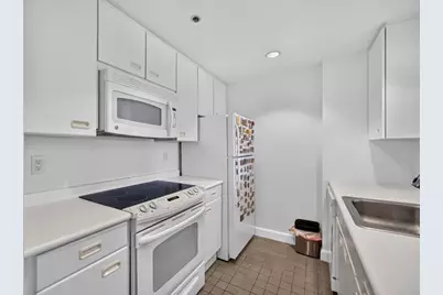 931 Massachusetts Ave #605, Cambridge, MA 02139 - Photo 8