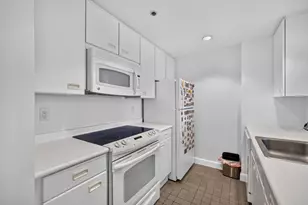 931 Massachusetts Ave, Cambridge, MA 02139 - Photo 8